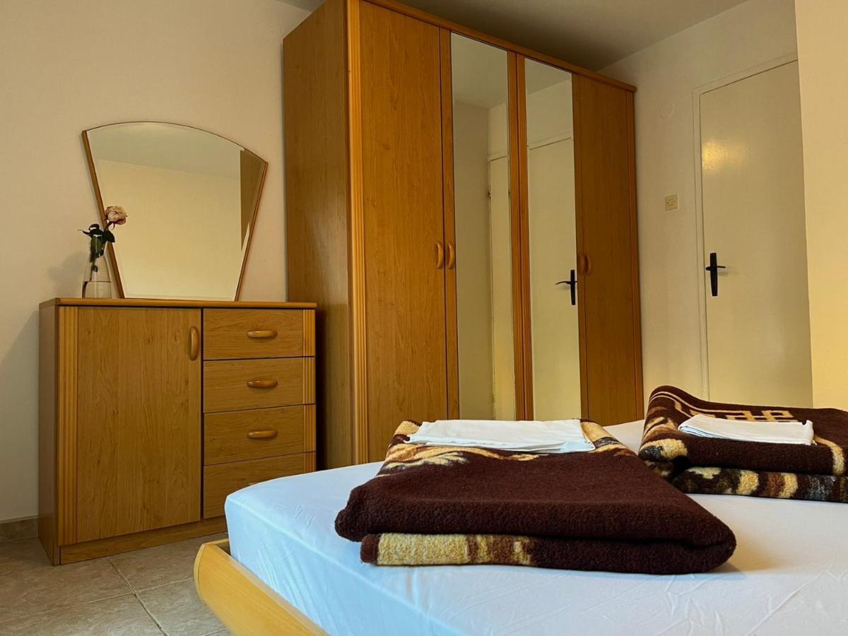 Apartments And Room Mv Petrovac Luaran gambar