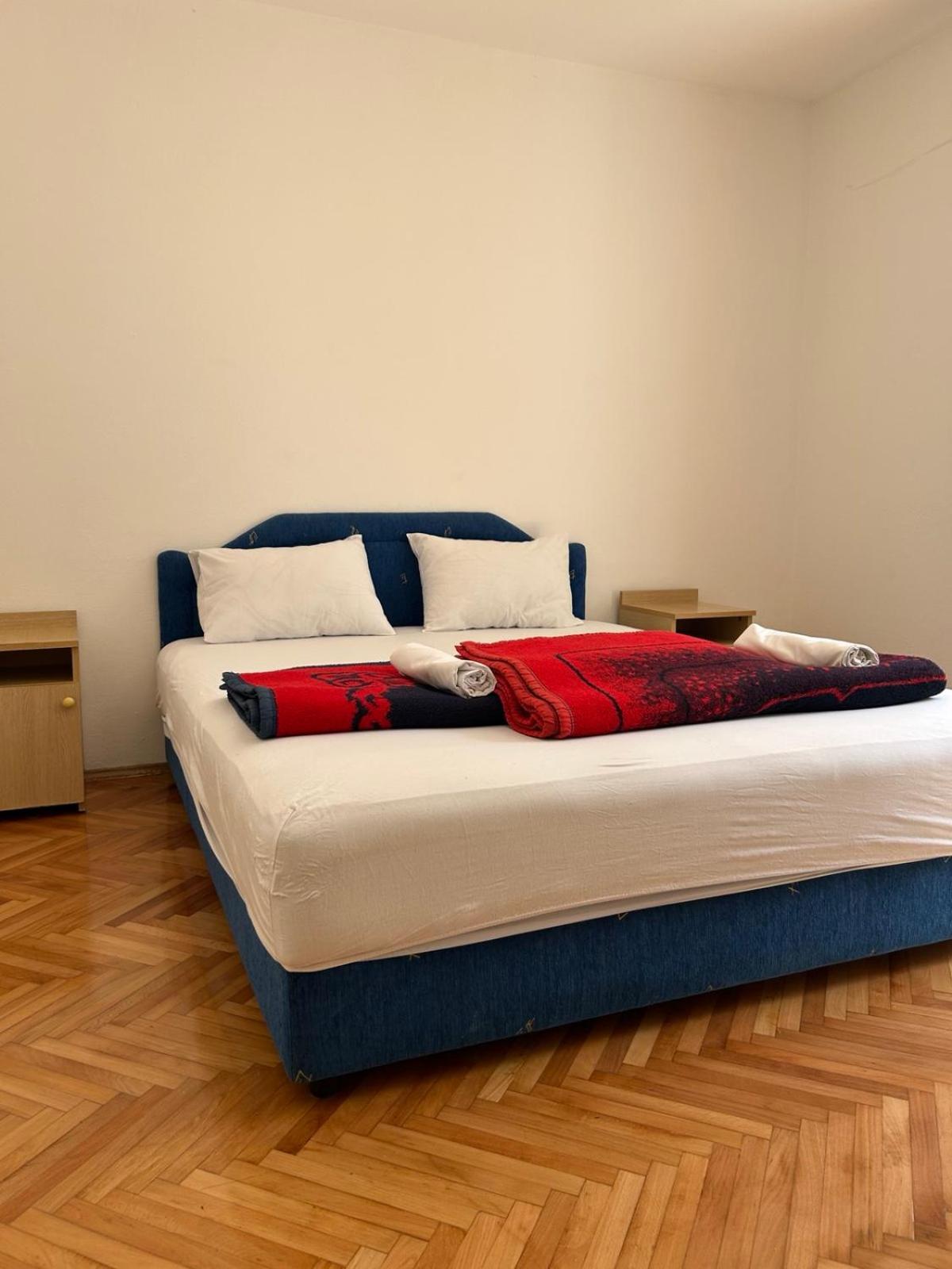Apartments And Room Mv Petrovac Luaran gambar